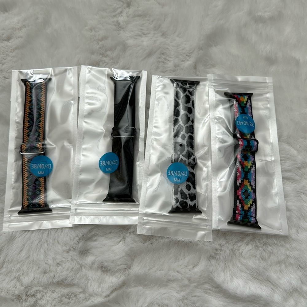 Set Apple Watch elastic bands